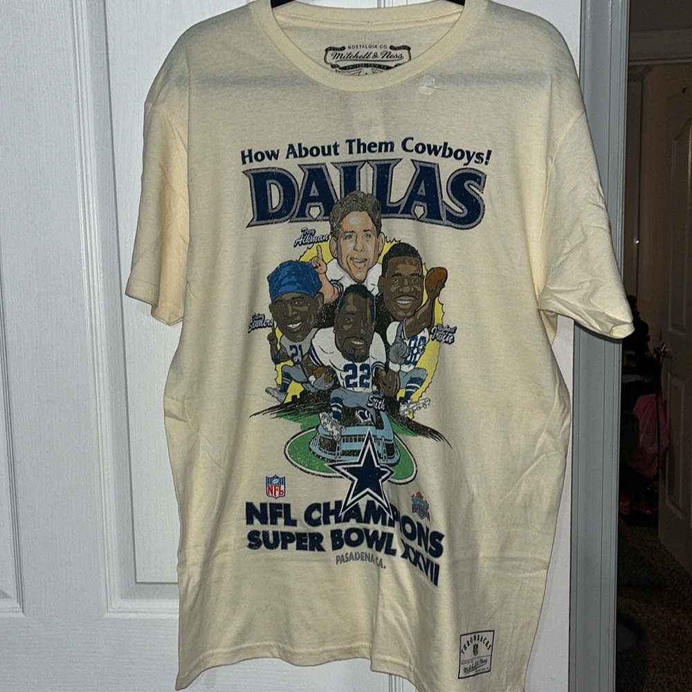 Mitchell & Ness Cream Dallas Cowboys Super Bowl Tee